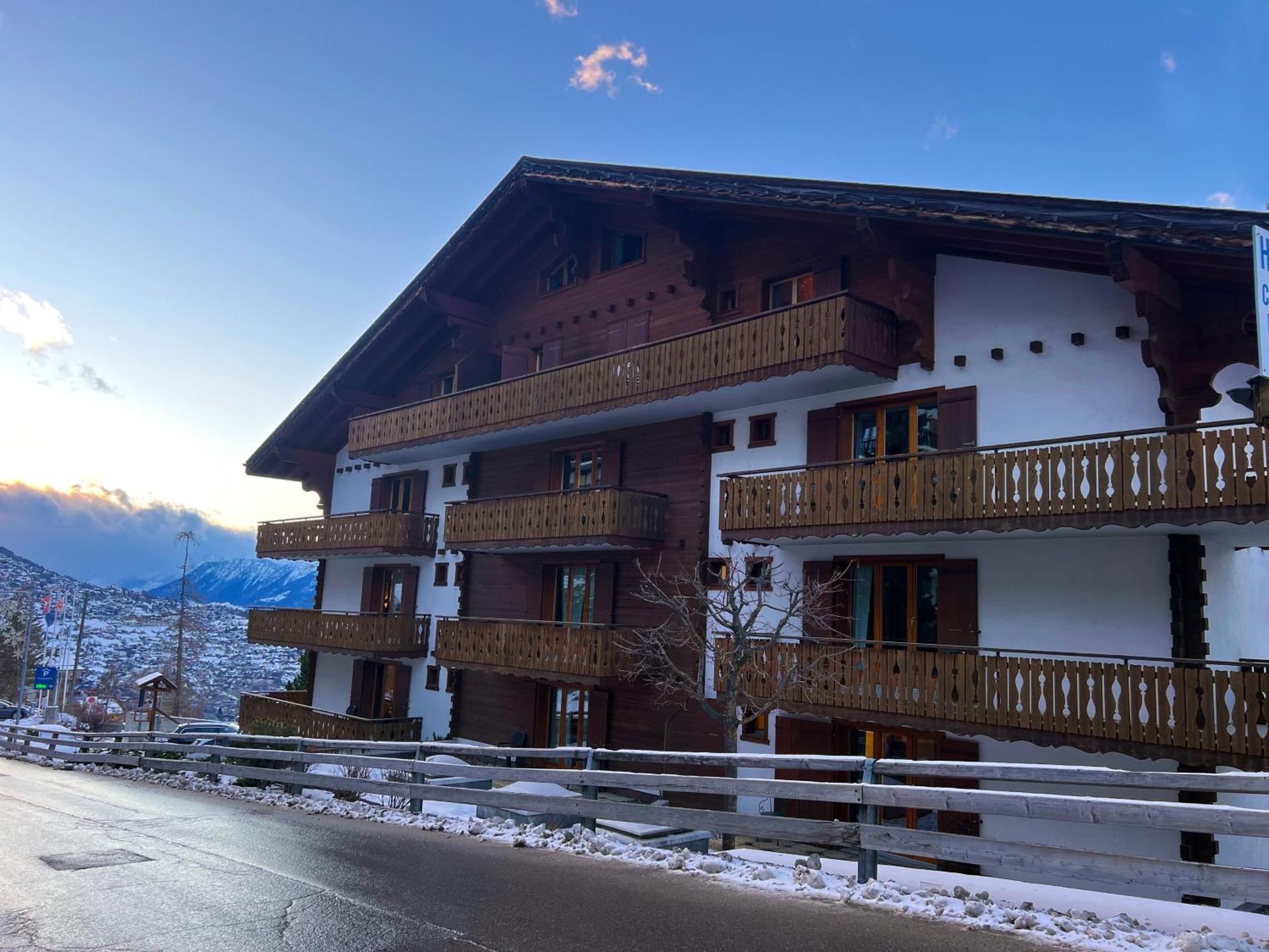 Hotel Chalet Royal Veysonnaz Exterior photo