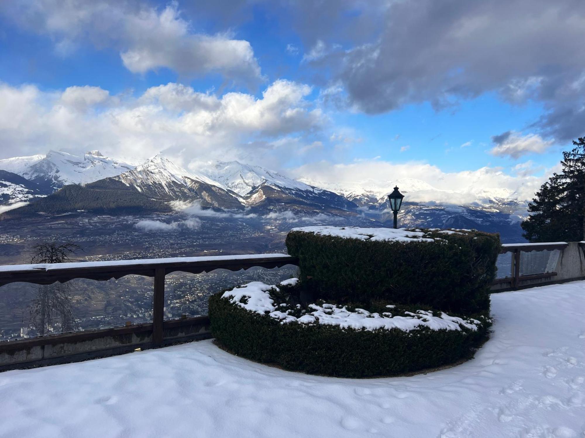 Hotel Chalet Royal Veysonnaz Exterior photo